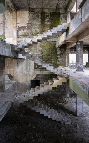 Escher Trap van Sovjetkuuroord © Roman Robroek