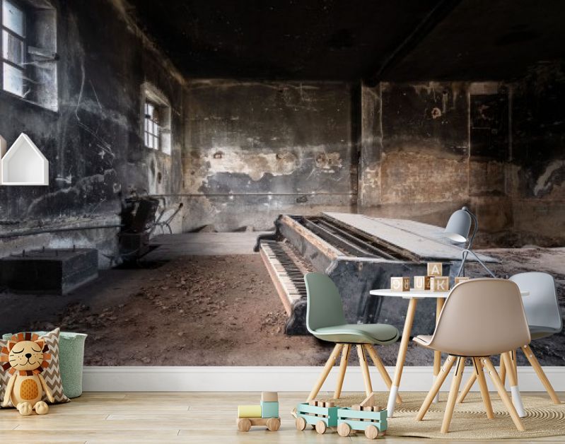 Piano in Donkere Garage