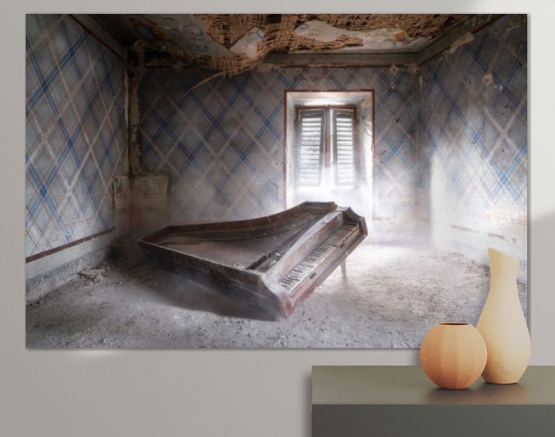 Verlaten Piano in Boerderij