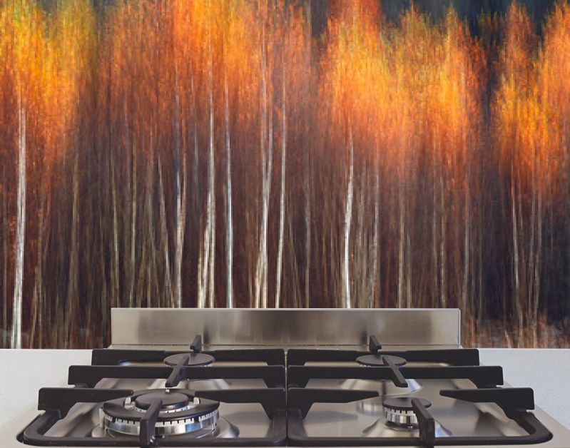 Herfst textuur schilderachtige achtergrond met bewegingsonscherpte, afgezwakt in vintage stijl