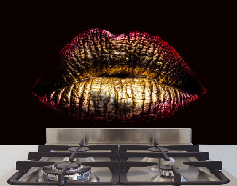 sexy gouden gemetalliseerde vrouwelijke lippen