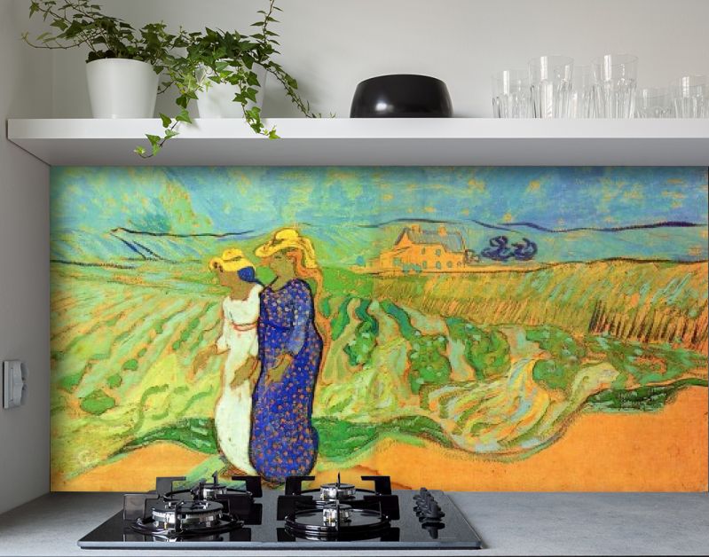 Twee vrouwen op weg door het veld