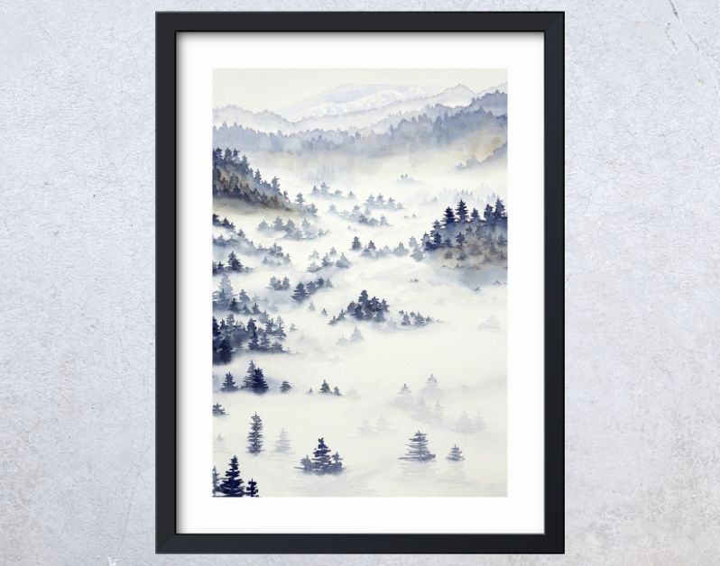 Landschap met dennenbos en ochtendmist