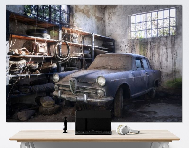 Alfa Romeo in Garage