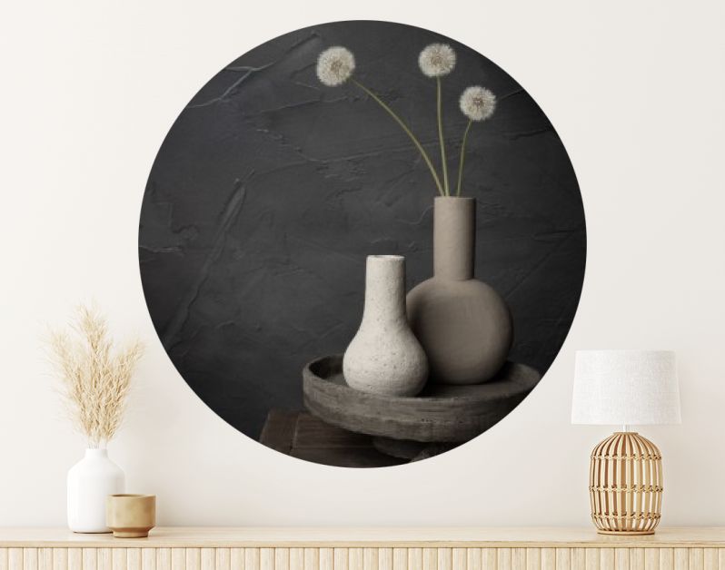 Stillleven met pluizenbollen van paardenbloemen