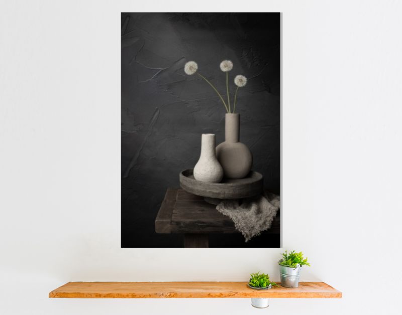 Stillleven met pluizenbollen van paardenbloemen