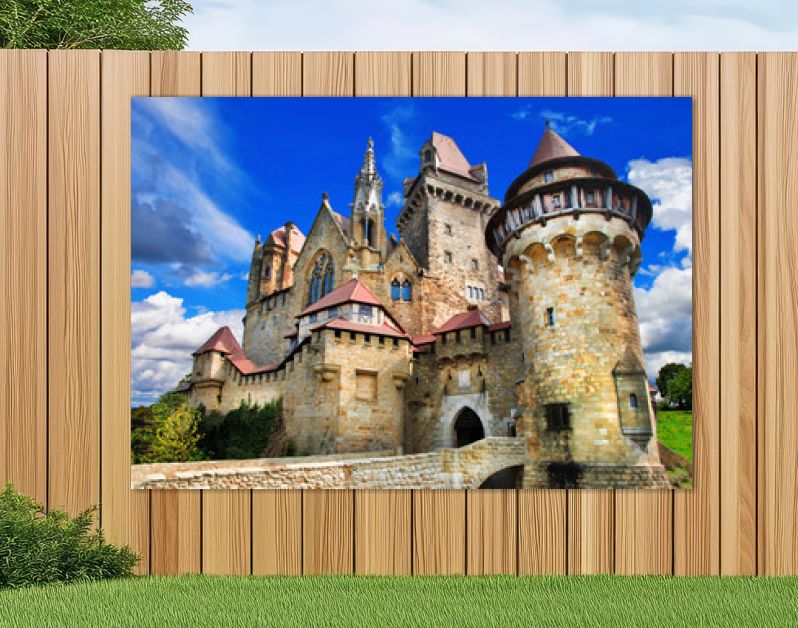 prachtig middeleeuws kasteel Kreuzenstein, Oostenrijk