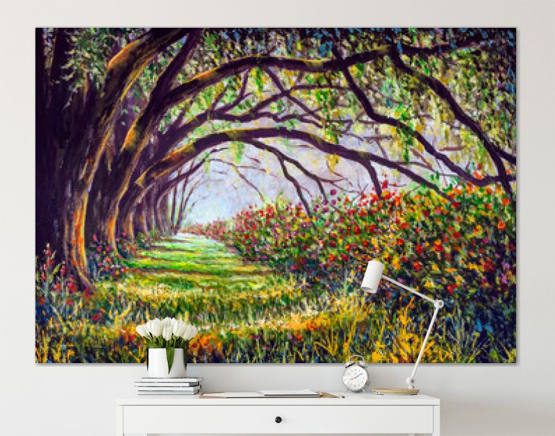 Open plek in een fantastisch zonnig bos met grote reuzenbomen en prachtige struiken met weelderige bloemen - acryl, olieverf om sprookjes voor kinderen te illustreren