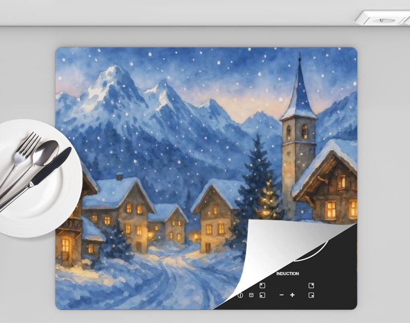 Winters Alpen­dorp met besneeuwde huizen en kerktoren