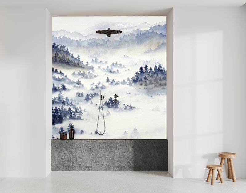 Landschap met dennenbos en ochtendmist