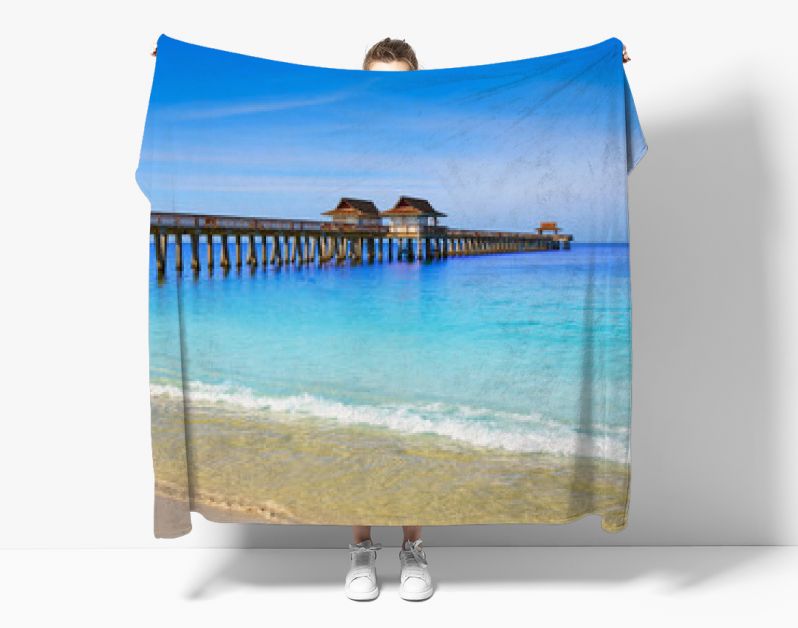 Napels Pier en strand in Florida USA