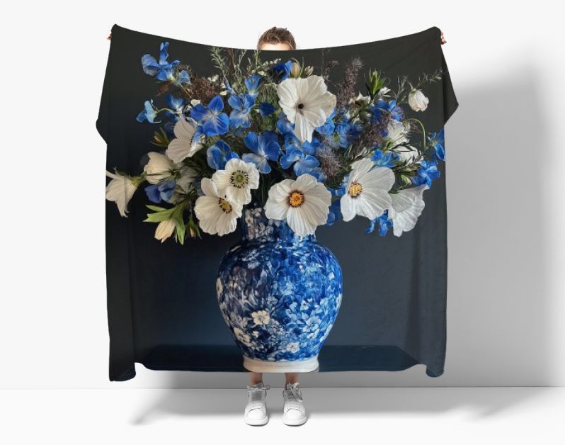 Delfts blauw op rustiek zwart